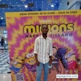 Trabajo. Busco pareja.