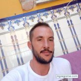 Busco ligar. Lo k surja pasarlo bien.