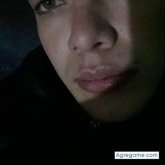 Nada. Busco ligar. Chicas.