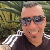 Busco pareja. Chicas. Normal agradable.