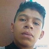 Busco pareja. Nuevas experiencias. Una