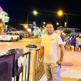 Busco ligar. Mujeres. Alegre. Fútboll.