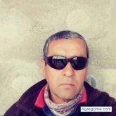 Mujer. Muy tranquilo i amoroso.