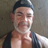 Construcción. Maduras de masde50años.