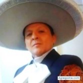 Busco: Una persona seria alegre sociable carinoso y