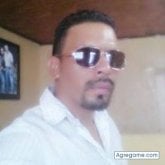 Busco hacer amistades. Mujeres de