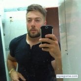 Busco hacer amistades. Amigas.