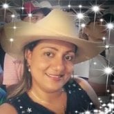 Mujeres solteras en La Estrella
