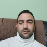 Busco una chica simpática y cariñosa..