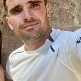 Busco chatear. Mujeres q me hagan feliz.