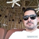 Busco conocer gente. Amigos. Trabajador,