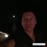 Busco pareja. Mujeres solteras.