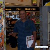 PERUCHO chico soltero en Lima