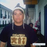 Chatear con adrian2150 de Neiva