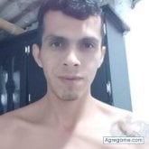 Busco pareja. Solo mujeres.