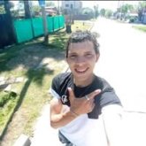 Trabajador. Busco pareja. Busco algo