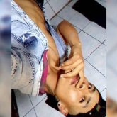 Cantante. Busco chatear. Mujer de