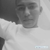 Busco hacer amistades. Chica. Sociable.