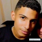 Estudiante. Busco pareja. Mujeres.