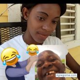 Busco pareja. Mujeres. Alegre. Bailar.