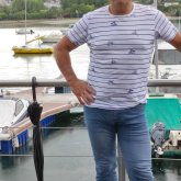 demetriobrana chico divorciado en Cabanas Pontedeume