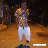 Busco chatear. 🍓🤤.