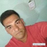 Busco: Mujeres Me defino: Simpático amoroso y atento Me