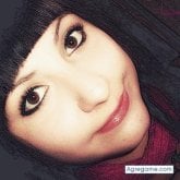 Hombre divertido, joven para amistad, o