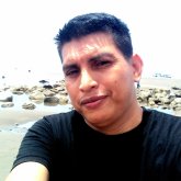 Empleado. Una chica hermosa y divertida.