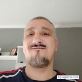 Trabajando. Busco pareja. Conocer chicas