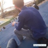 Busco conocer gente. Mujeres atractivas.