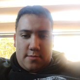 Estudiante. Busco mujer soltera y mas.