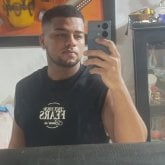 Soltera, dispuesta a que pase algo.