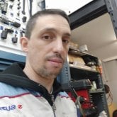 Chica buena y encantadora.