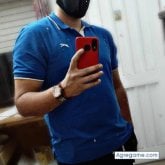 Busco ligar. Alguien para pasarla