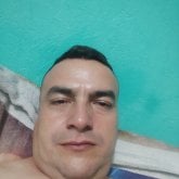 Empleando. Mujer para conocer. Educado