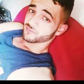 Trabajo. Busco pareja. Busco chica para