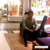 Encuentra Hombres Solteros en San Sebastián