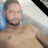 Pintor. Busco pareja. Mujer. Divertido.