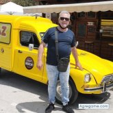 Busco chatear. Mujeres. Extrovertido.