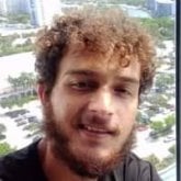 Busco ligar. Diversion. Comidas. Atento.