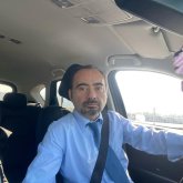 Profesional independiente. Busco conocer