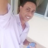 Busco: Conocer amistades y si aparece el amor bienvenido Me