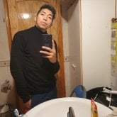 Trabajo. Busco conocer gente. Mujer.