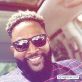 Busco conocer gente.