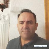 Busco hacer amistades. Una mujer de la