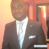 Ingeniero Informatico. Busco pareja. Una