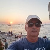 Busco pareja. Para mujeres. Soltero sin