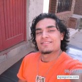 Encuentra Hombres Solteros en Las Heras