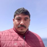 Trabajo, profesional. Busco conocer